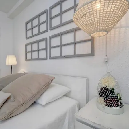 Casa Valentunana - Downtown Marbella - Pass The Keys דירה